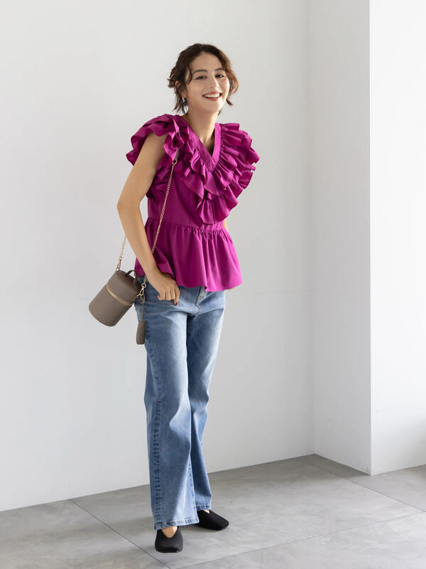 セール】 ギャザーフリルペプラムブラウス（オフホワイト/ブラック