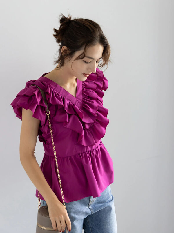 セール】 ギャザーフリルペプラムブラウス（オフホワイト/ブラック