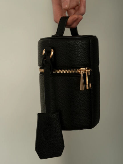 キーチャーム付きミニバニティ（ブラック/モカ）｜Te chichi（テチチ）通販