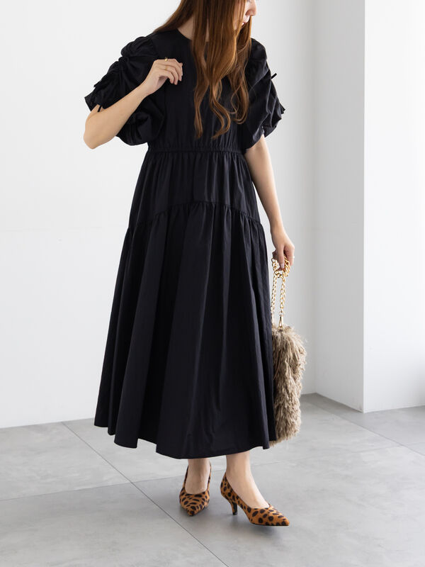 スリーブリボンロングワンピース（ブラック）｜Te chichi（テチチ）通販