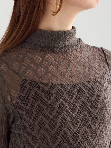 パッチワークレース前後2WAY衿デザインTOPS《2025Autumn catalog item》（オフホワイト/チャコールグレー）｜Te chichi（テチチ）通販
