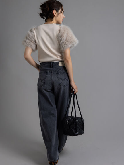 スリーブファーニットプルオーバー《2025Autumn catalog item》（チャコールグレー/ベージュ）｜Te chichi（テチチ）通販
