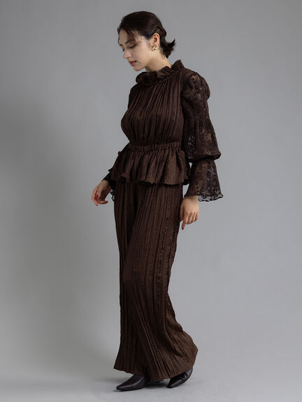 【Atelier plier】プリーツレースシャーリングトップス《2025Autumn catalog item》（ブラウン）｜Te chichi（テチチ）通販