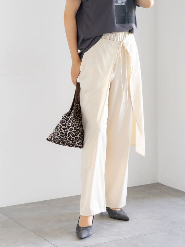 ラップスカートレイヤードストレートパンツ《2025Autumn catalog item》（ベージュ）｜Te chichi（テチチ）通販