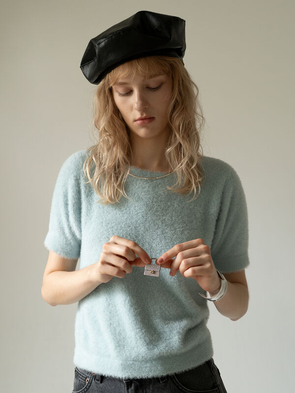 ライトフェザーニット《2025Autumn catalog item》（モカ/ブルー