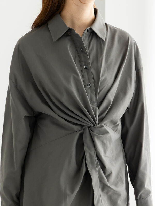 セール】 ツイストデザインシャツ《2025Autumn catalog vol.2 item