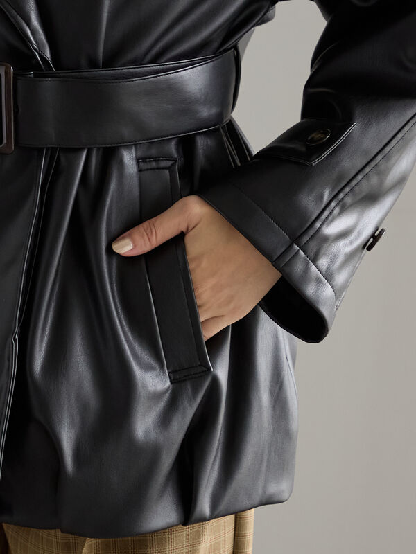 セール】 レザーショートトレンチコート《2025Autumn catalog vol.2
