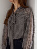 パターンアソートシフォンボウタイブラウス《2025Autumn catalog vol.2 item》（チャコールグレー/ブラック/ボルドー/ブラウン）｜Te chichi（テチチ）通販