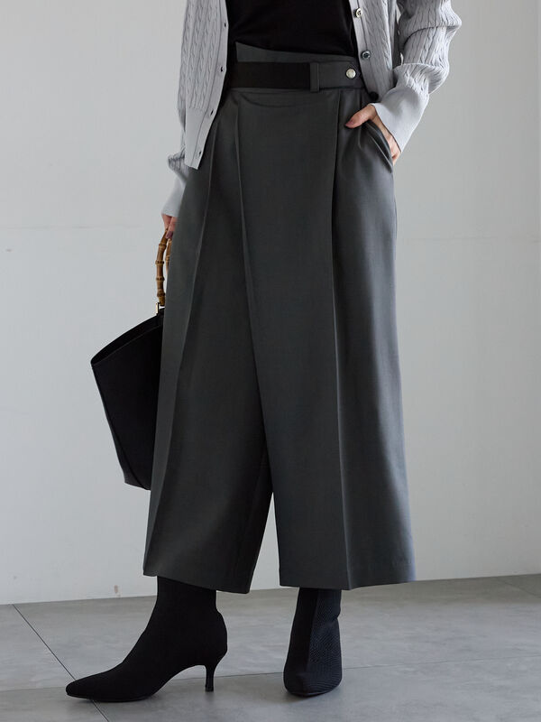 アミティエ　クロップドパンツ KOEISTORE クロップドパンツ レディース 春 夏 春夏 黒 白