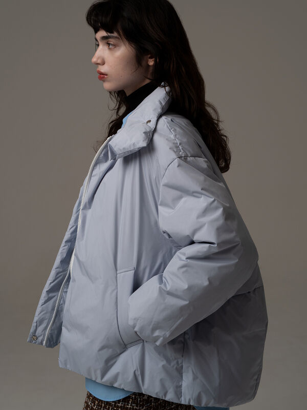 スタンドカラーショートダウンジャケット《2025winter catalog item》（ブルー）｜Te chichi（テチチ）通販