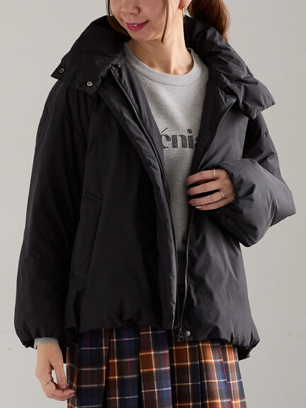 スタンドカラーショートダウンジャケット《2025winter catalog item》（オフホワイト/ブラック/ブルー）｜Te chichi（テチチ）通販