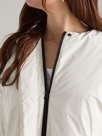 スタンドカラーショートダウンジャケット《2025winter catalog item》（オフホワイト/ブラック/ブルー）｜Te chichi（テチチ）通販