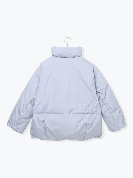 スタンドカラーショートダウンジャケット《2025winter catalog item》（オフホワイト/ブラック/ブルー）｜Te chichi（テチチ）通販