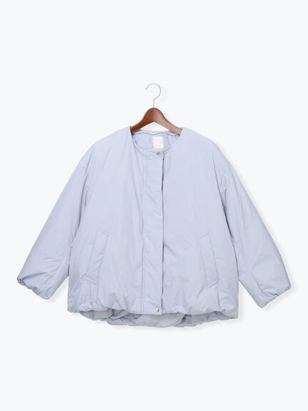 スタンドカラーショートダウンジャケット《2025winter catalog item》（オフホワイト/ブラック/ブルー）｜Te chichi（テチチ）通販