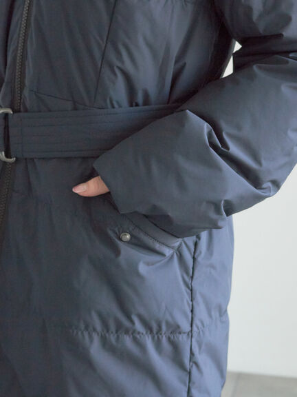 【宮本茉由着用】フードロングダウンコート（ブラック/ネイビー）｜Te chichi（テチチ）通販