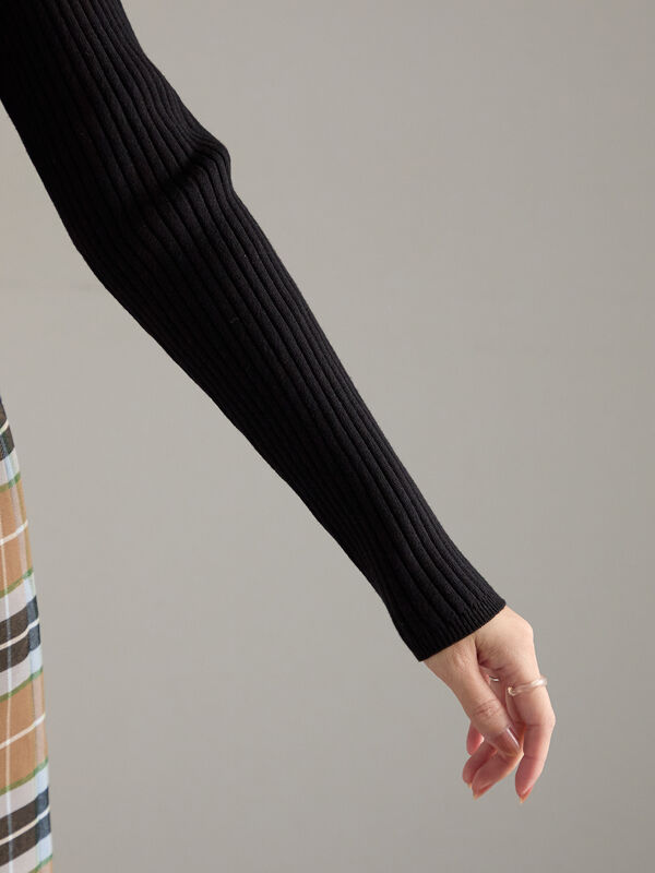 トップス mi.tan.pu.pu.pu1125 ミッシー デ ミッシー missy des missy カットラインが綺麗な