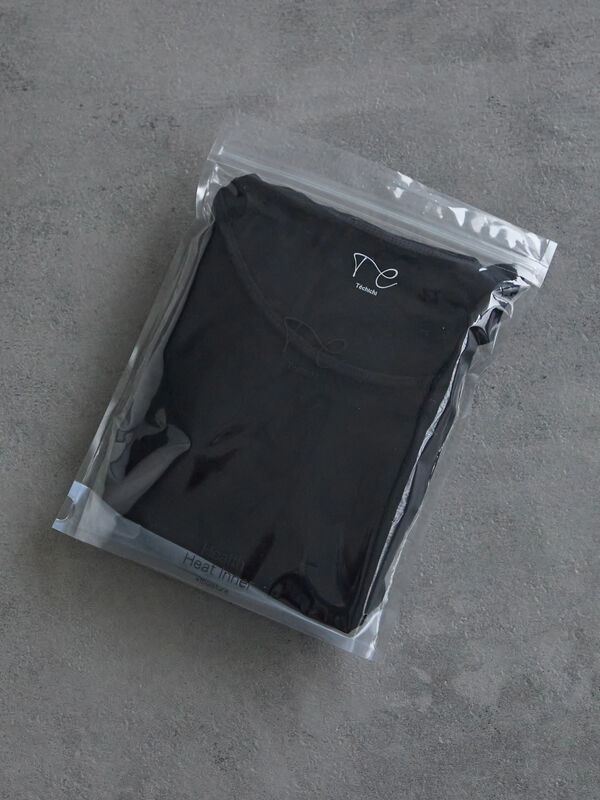 ヘルスヒートインナー(Uネック)（ブラック）｜Te chichi（テチチ）通販