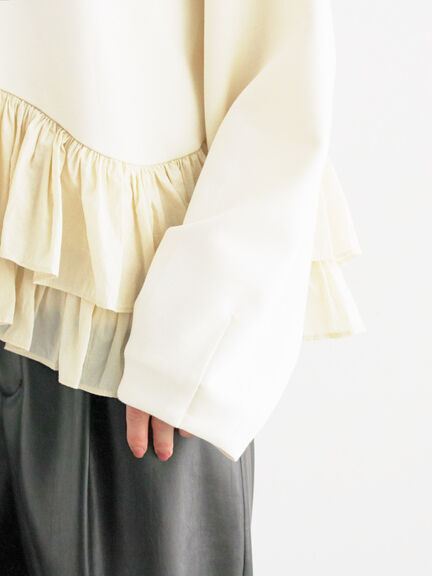 ティアードフリルヘムプルオーバー（オフホワイト/ブラック）｜Te chichi（テチチ）通販