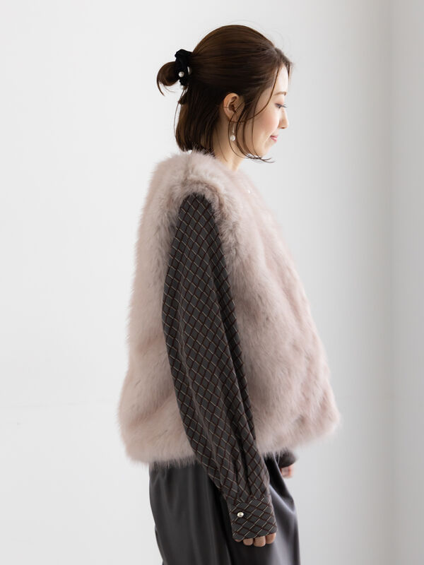 セール】 ショートファーベスト《2025winter catalog item》（グレー