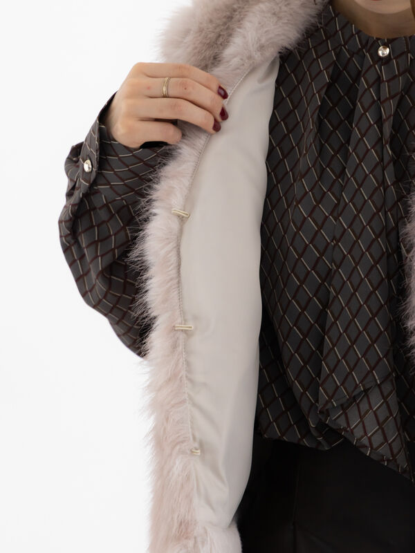 セール】 ショートファーベスト《2025winter catalog item》（グレー