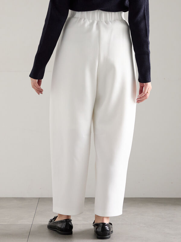 セール】 ダンボールカーブパンツ（オフホワイト/チャコールグレー