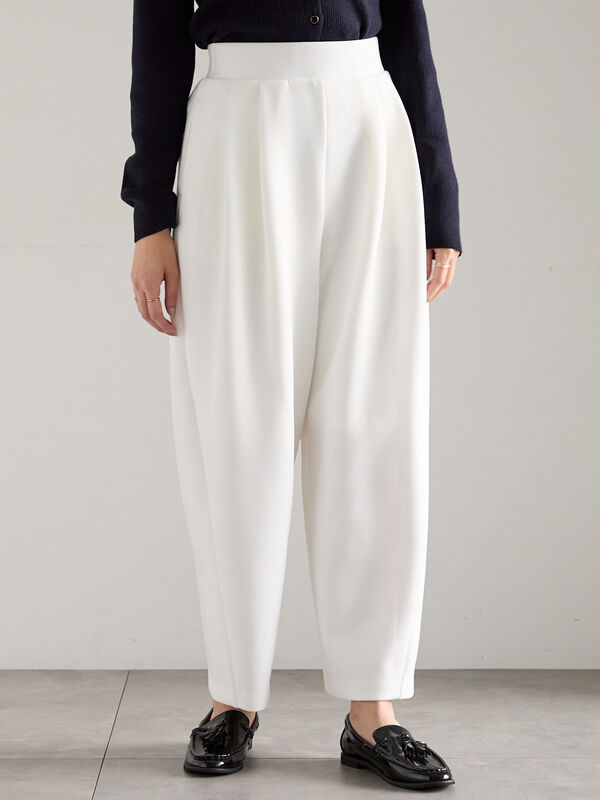 セール】 ダンボールカーブパンツ（オフホワイト/チャコールグレー