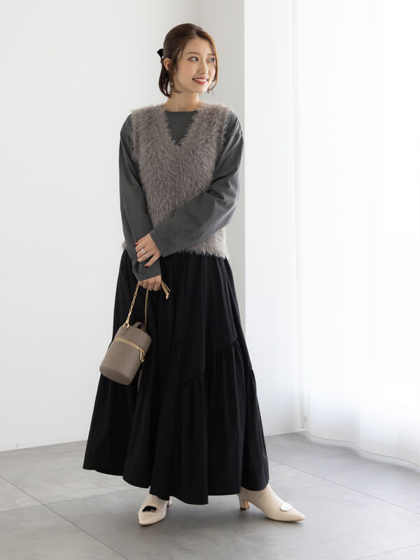 セール】 マットタフタバイヤスティアードスカート《2025winter