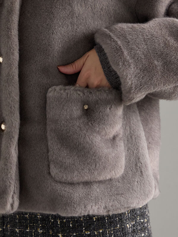 グラデーションファーノーカラージャケット《2025winter catalog item