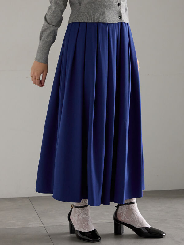 セール】 フラッフィーツイルタックフレアスカート（オフホワイト