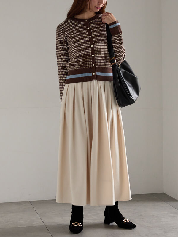 セール】 フラッフィーツイルタックフレアスカート（オフホワイト