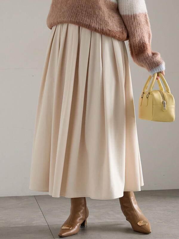セール】 フラッフィーツイルタックフレアスカート（オフホワイト