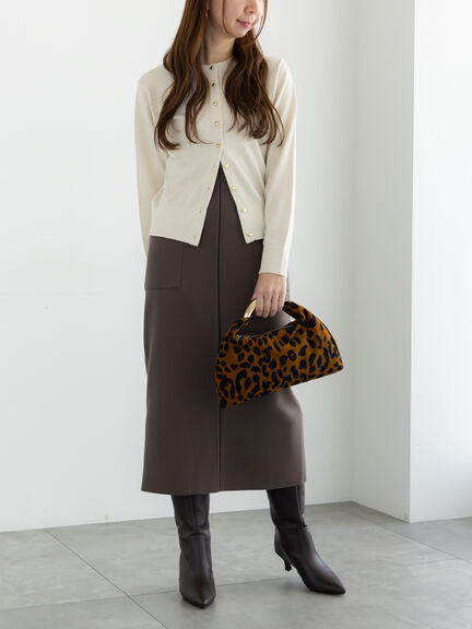 メタルスクエア釦クルーネックカーディガン（オフホワイト/シルバー/ブラック/ピンク/ゴールド）｜Te chichi（テチチ）通販