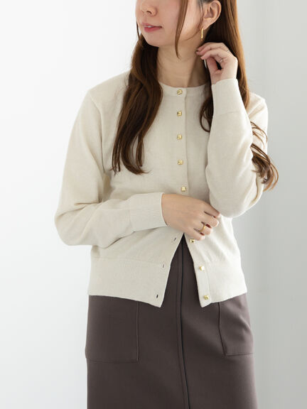 メタルスクエア釦クルーネックカーディガン（オフホワイト/シルバー/ブラック/ピンク/ゴールド）｜Te chichi（テチチ）通販