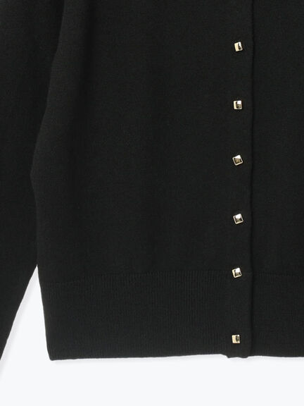 メタルスクエア釦クルーネックカーディガン（オフホワイト/シルバー/ブラック/ピンク/ゴールド）｜Te chichi（テチチ）通販