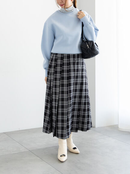 ワンポイント刺繍裏起毛プルオーバー（オフホワイト/ピンク/サックスブルー）｜Te chichi（テチチ）通販