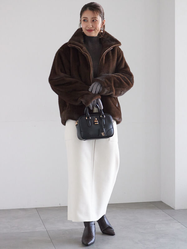 モールリブスタンドネックニット（オフホワイト/チャコールグレー