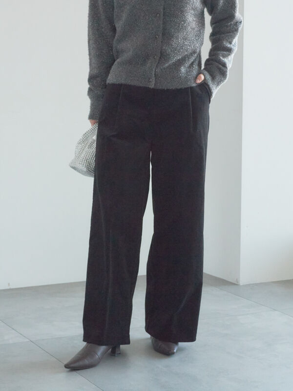 【宮本茉由着用】コーデュロイワイドパンツ（ブラック）｜Te chichi（テチチ）通販