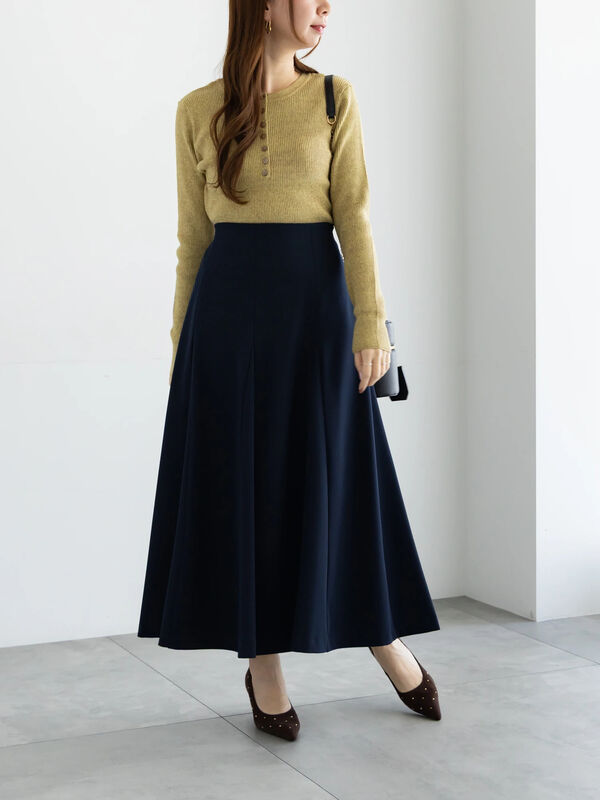 宮本茉由着用】ボンディングフレアスカート（オフホワイト