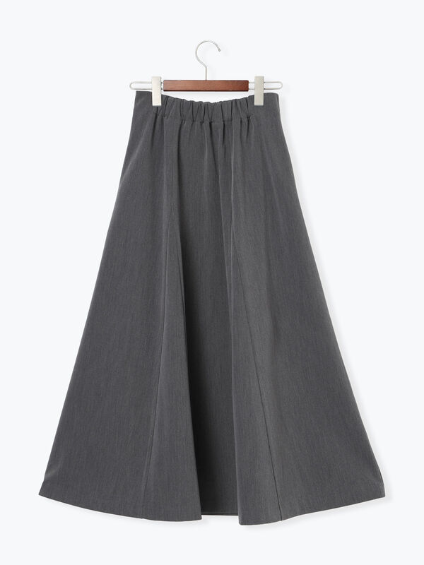 宮本茉由着用】ボンディングフレアスカート（オフホワイト