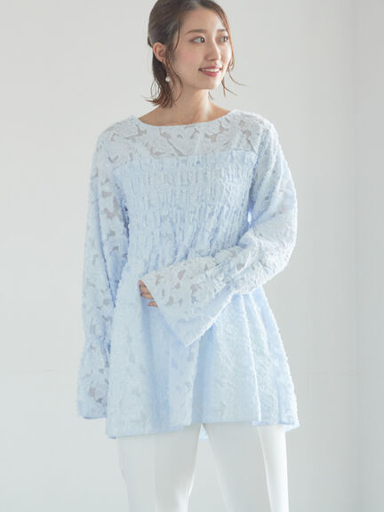 【宮本茉由着用】カットジャガードチュニックブラウス（オフホワイト/サックスブルー）｜Te chichi（テチチ）通販