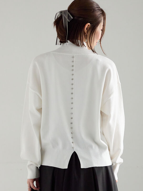 セール】 バックビジューニット（オフホワイト/ネイビー/トップス