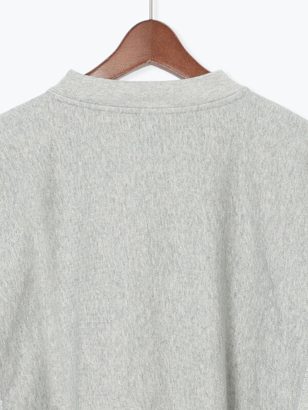 セール】 CHAMPION ワンポイント刺繍スウェット（グレー/ブラック