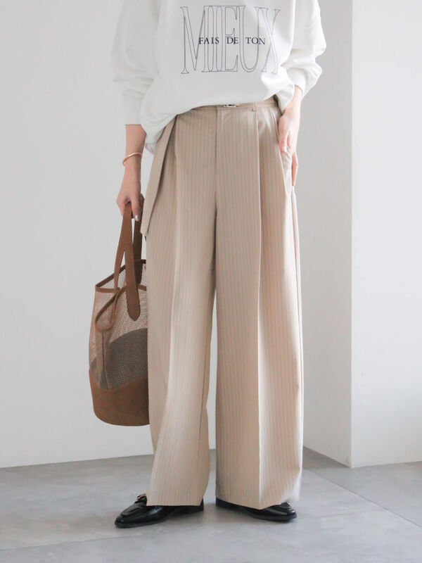 ピンストライプタックワイドパンツ（ベージュ/ブルー/ボトムス/パンツ