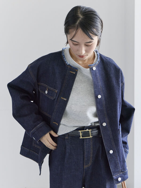 【極美品◦3XL✨】TO BE CHIC 2wayノーカラーデニムジャケット46 セール】 ノーカラーデニムジャケット（ブルー/ネイビー/アウター