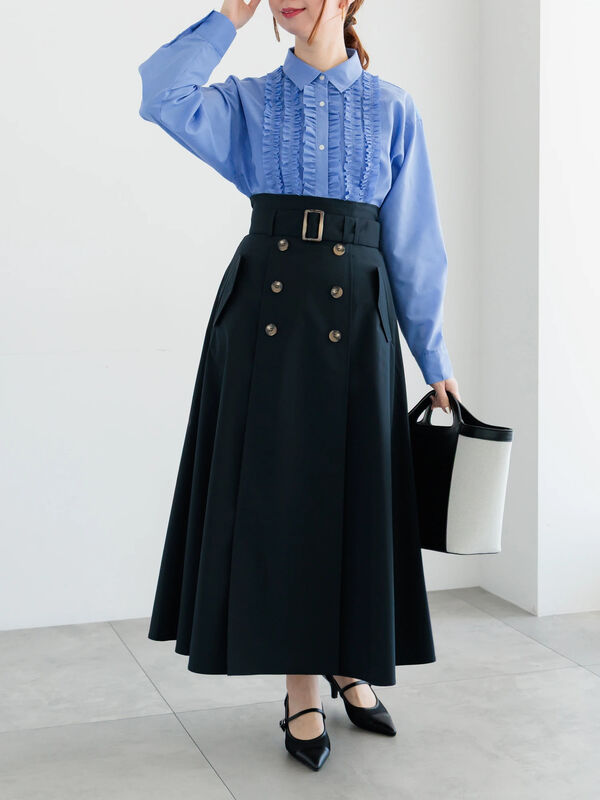 フロントフリルシャツ《2026 spring catalog item》（オフホワイト