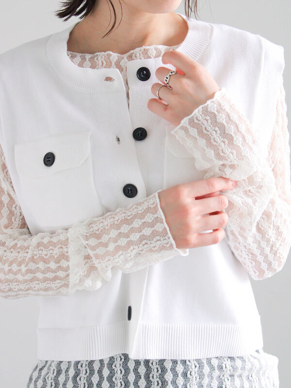 ストレッチレーストップス《2026 spring catalog item》（オフホワイト）｜Te chichi（テチチ）通販