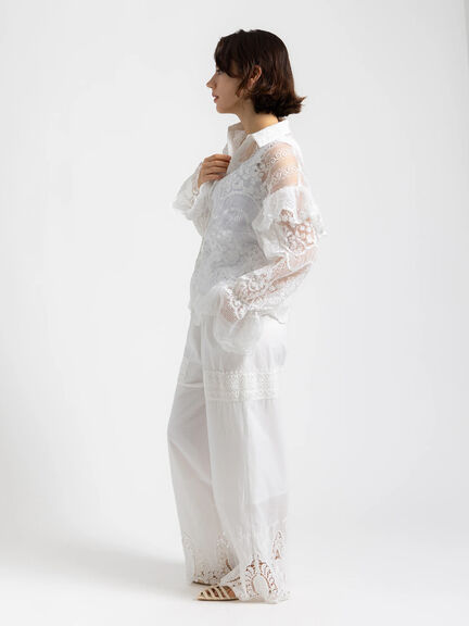 【Atelier ChouChou】オーガンジーレースフリルシャツブラウス（オフホワイト）｜Te chichi（テチチ）通販