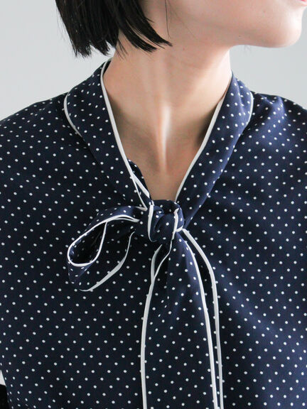 パターンアソートボウタイブラウス《2026 spring catalog item》（オフホワイト/イエロー/ブルー/ネイビー）｜Te chichi（テチチ）通販
