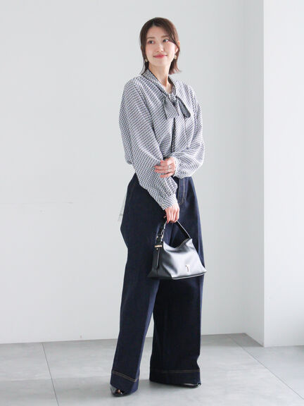 パターンアソートボウタイブラウス《2026 spring catalog item》（オフホワイト/イエロー/ブルー/ネイビー）｜Te chichi（テチチ）通販