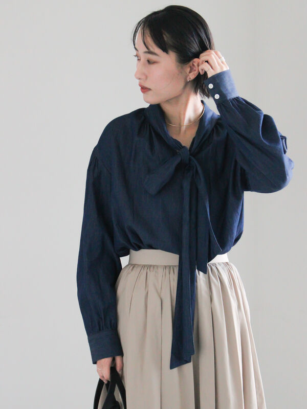 ビッグボウタイブラウス（オフホワイト/サックスブルー/ネイビー
